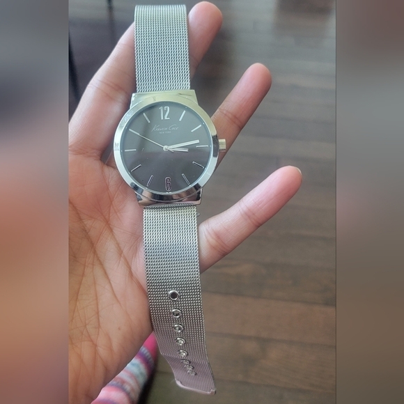 Kenneth Cole Men's Watch - Picture 1 of 7